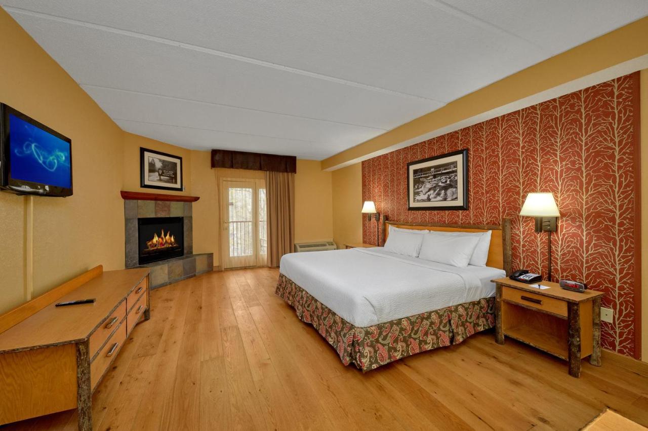 Hotel Bearskin On The River 3*